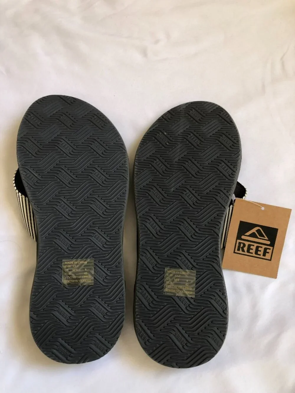Reef Phantom II Flip Flop Sandal Grey White Straps Size 9